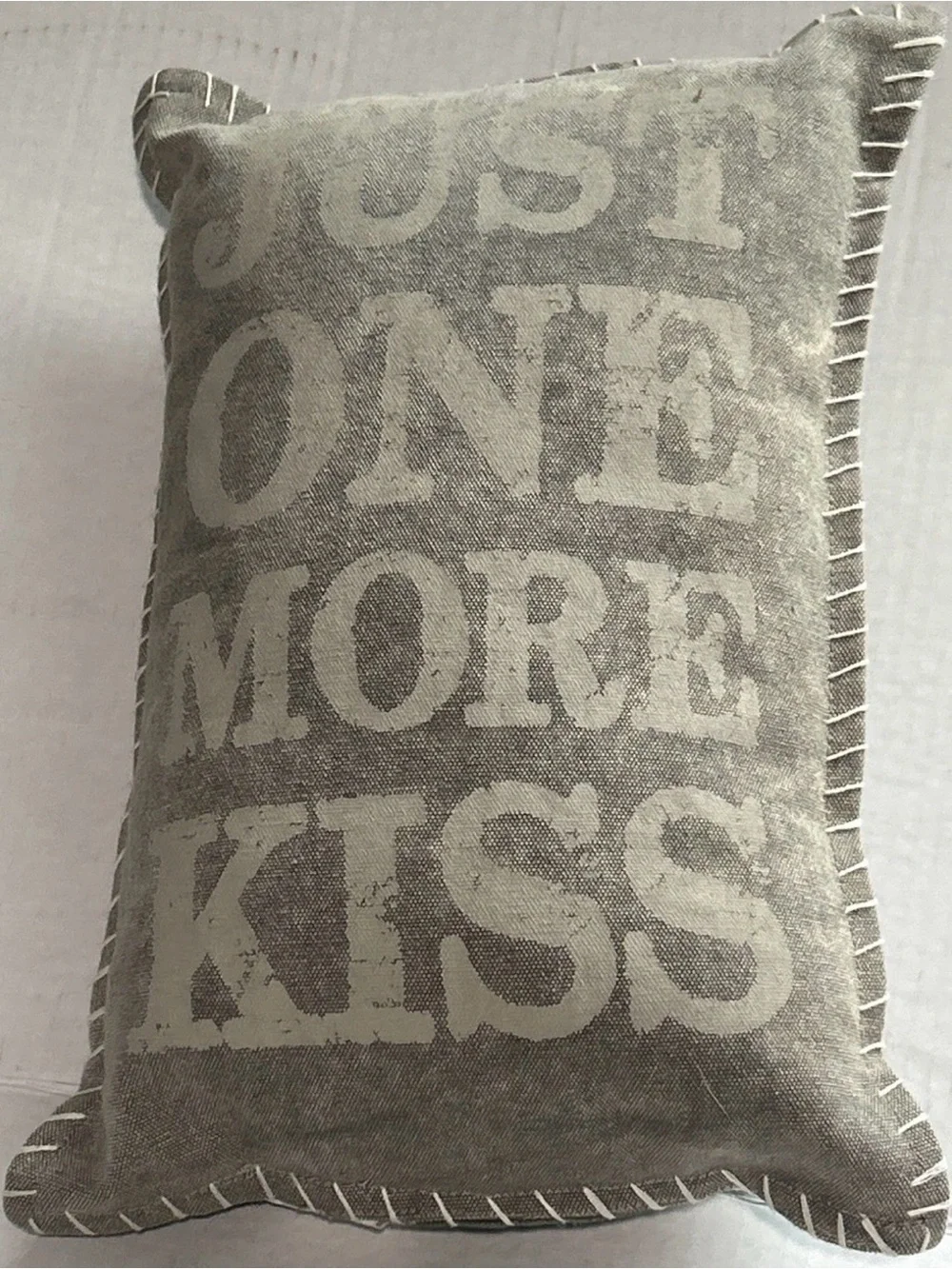 Primitives by Kathy Gray and Cream 'Just One More Kiss' Accent Pillow